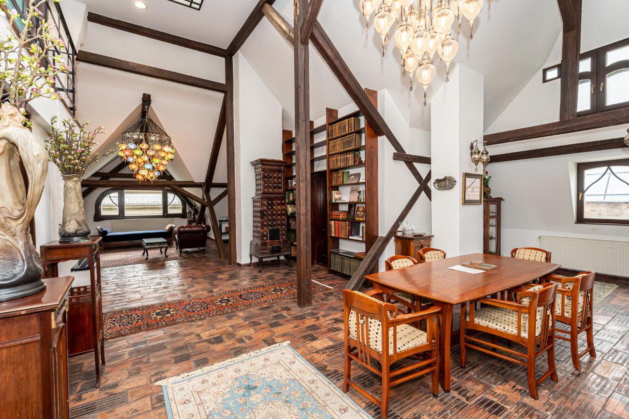 The Grand Penthouse With Stunning View To Heroes Square Apartamento Budapest
